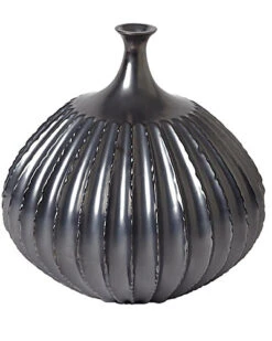 Sawtooth Vase Home